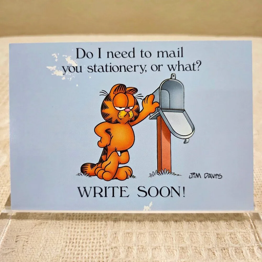 Vintage Garfield Jim Davis DO I NEED TO MAIL YOU STATIONARY OR.. Postcard Unused
